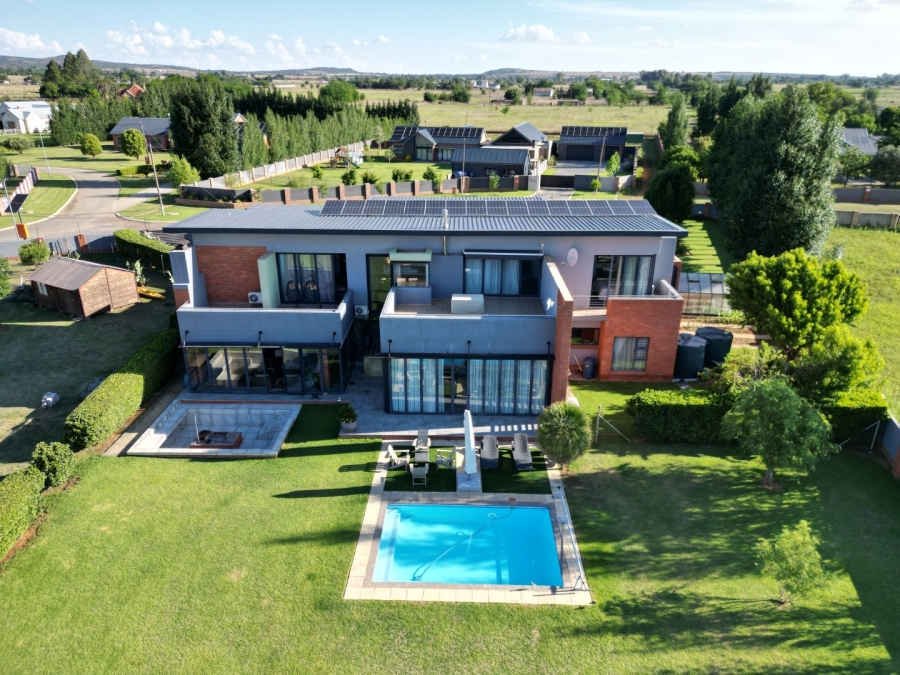 4 Bedroom Property for Sale in Grimbeeck Park North West